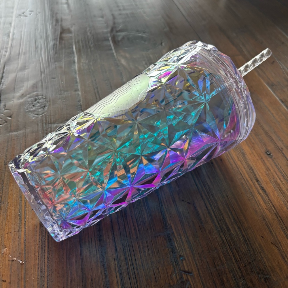 Starbucks 2023 Iridescent Holographic Diamond Prism 16 ounce Tumbler with Straw - Picture 9 of 15
